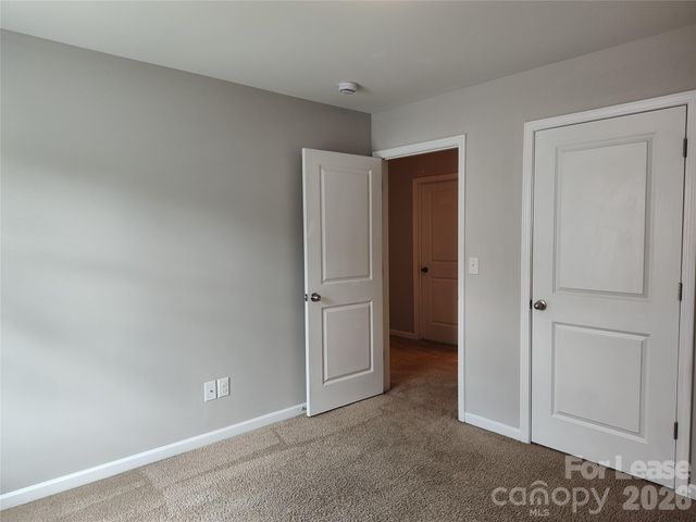 6731 Broad Valley Court, Charlotte, NC 28216