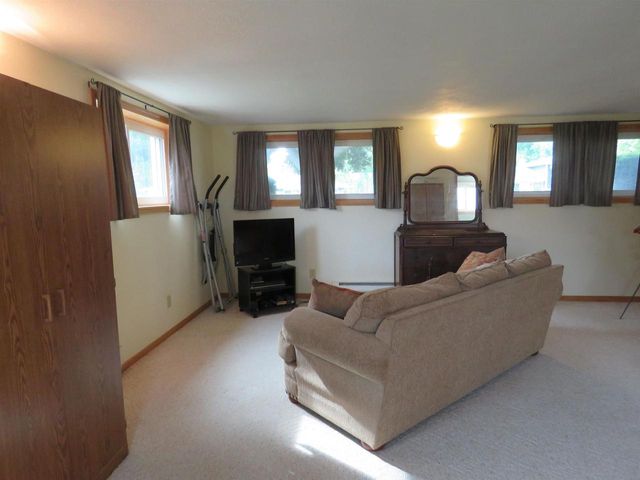 103 We Go Trail, Fox Lake, WI 53933