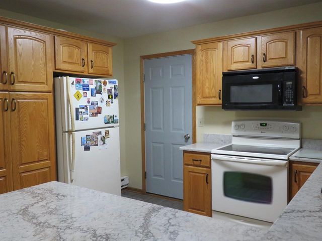103 We Go Trail, Fox Lake, WI 53933
