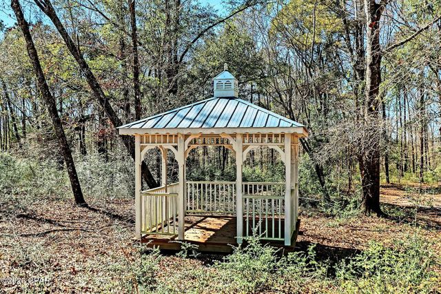 2618 Hard Labor Road, Chipley, FL 32428