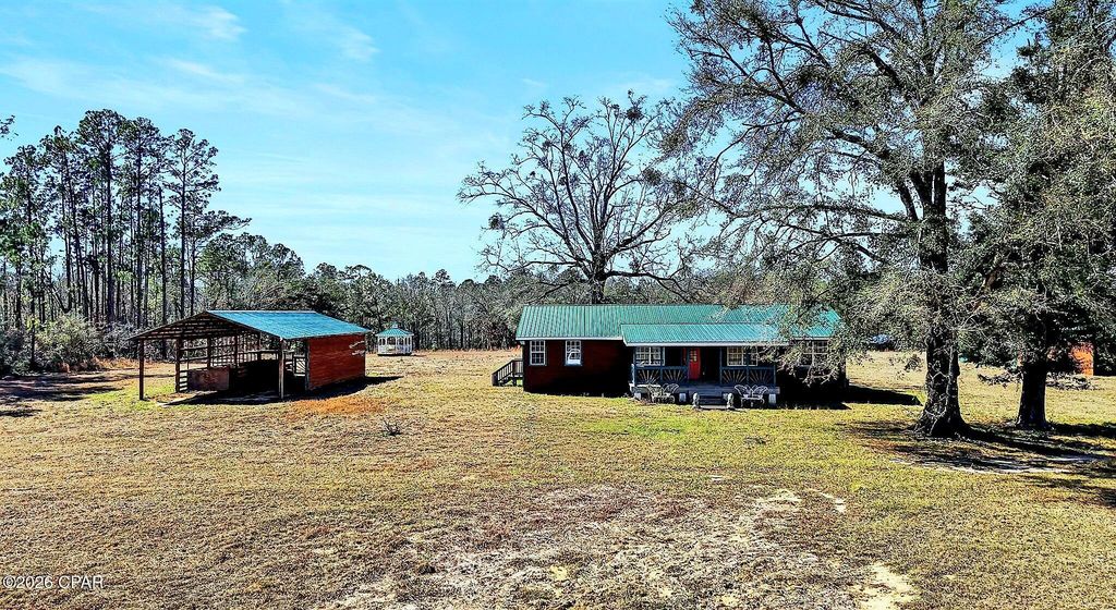 2618 Hard Labor Road, Chipley, FL 32428