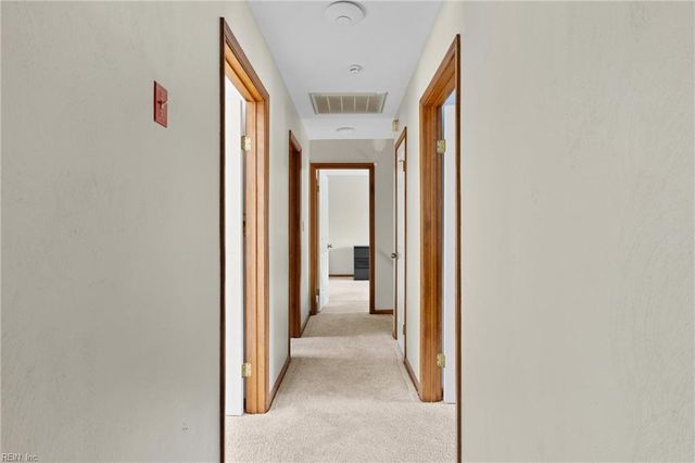 5440 Lawson Hall KY, Virginia Beach, VA 23455