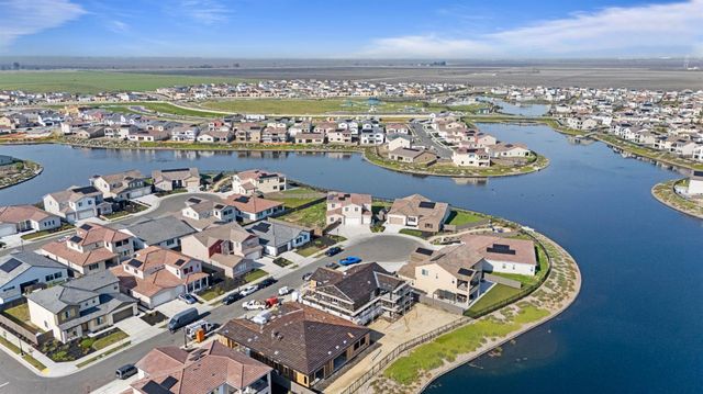 10363 Shorecliff St, Stockton, CA 95219