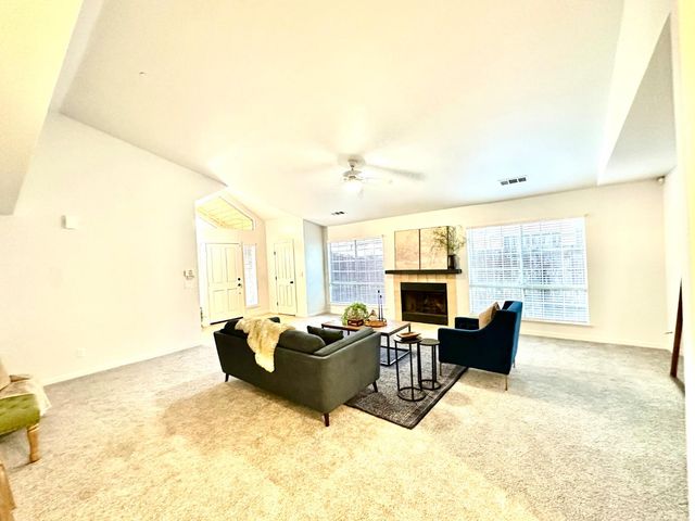 9656 Twin Creeks Ave, Stockton, CA 95219