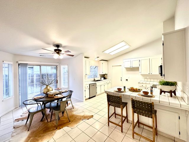 9656 Twin Creeks Ave, Stockton, CA 95219