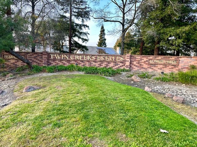 9656 Twin Creeks Ave, Stockton, CA 95219