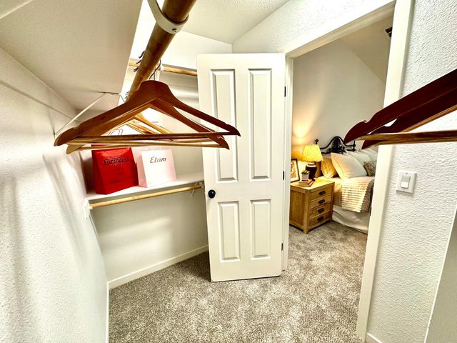 9656 Twin Creeks Ave, Stockton, CA 95219