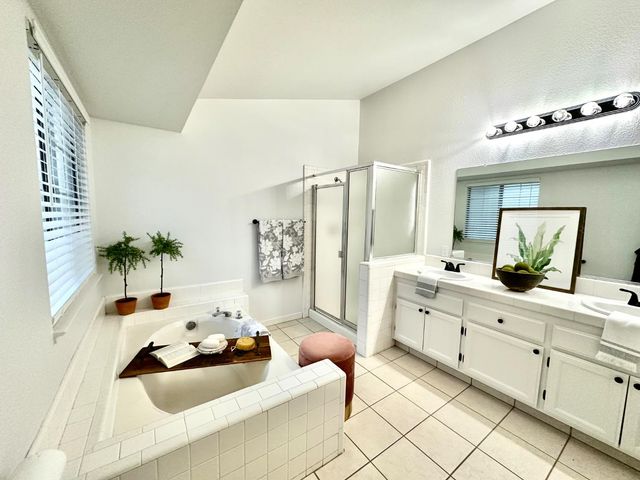 9656 Twin Creeks Ave, Stockton, CA 95219