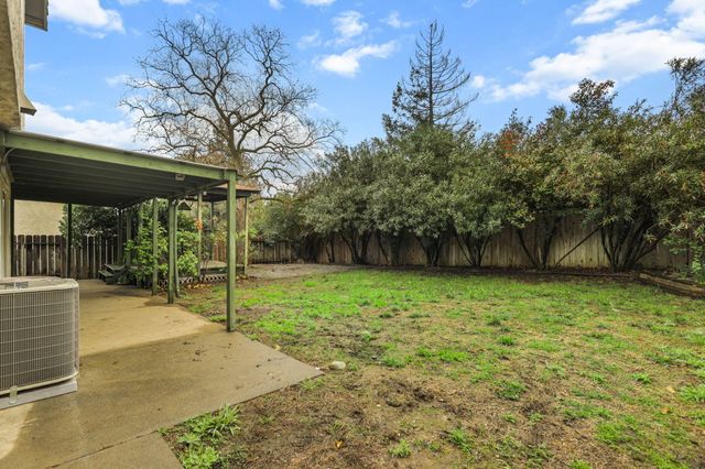 639 Alamine Drive, Redding, CA 96003