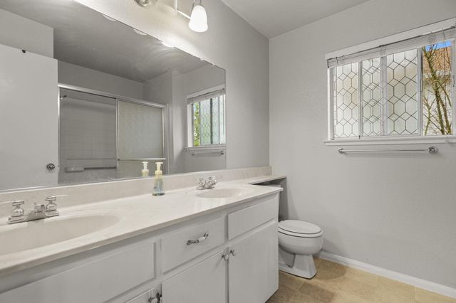 639 Alamine Drive, Redding, CA 96003