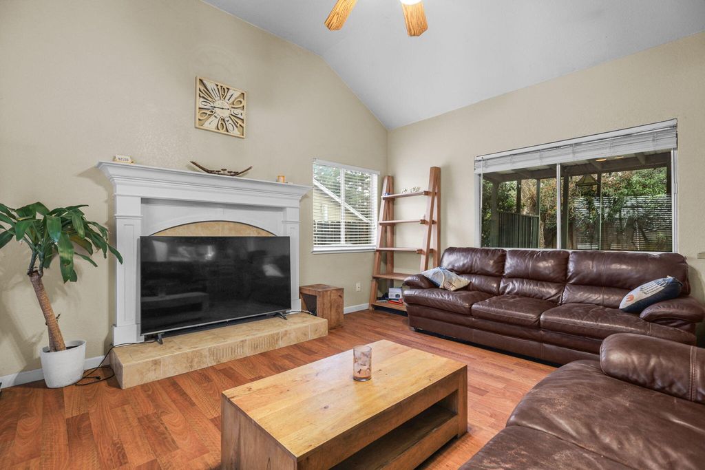 639 Alamine Drive, Redding, CA 96003