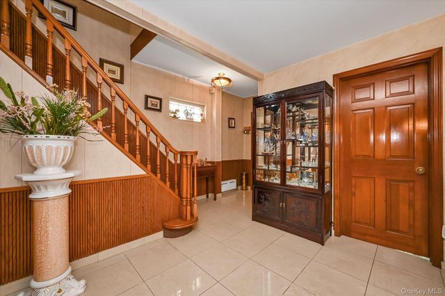 33-22 208th Street, Bayside, NY 11361