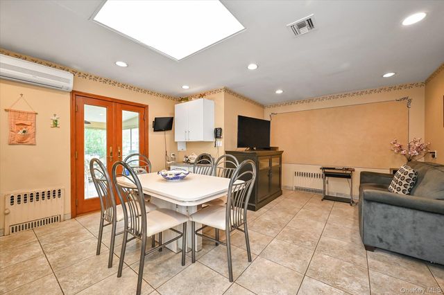 33-22 208th Street, Bayside, NY 11361