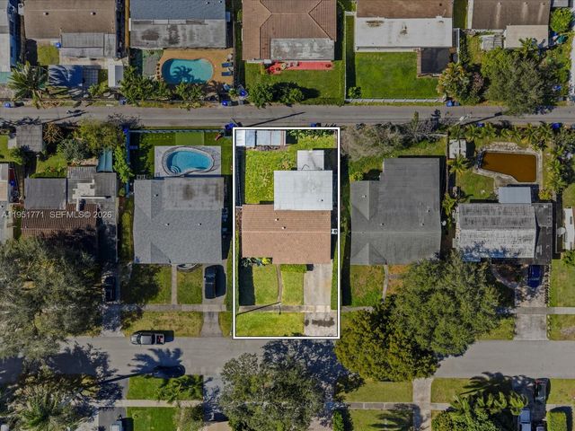 2014 N 31st Ct, Hollywood, FL 33021