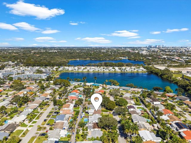 2014 N 31st Ct, Hollywood, FL 33021