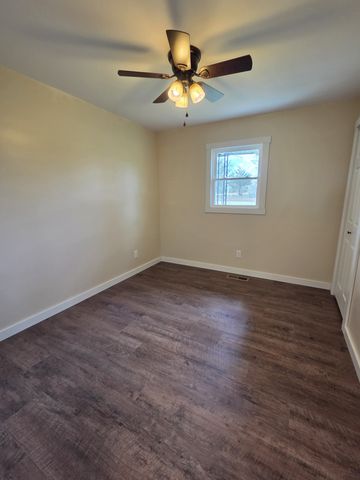 191 County House Rd, Sparta, TN 38583