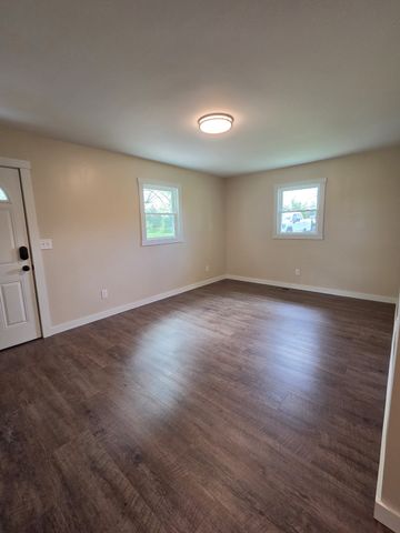 191 County House Rd, Sparta, TN 38583