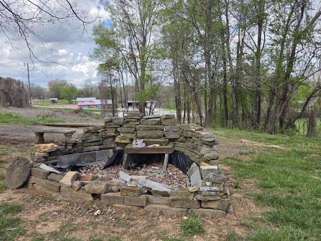 191 County House Rd, Sparta, TN 38583