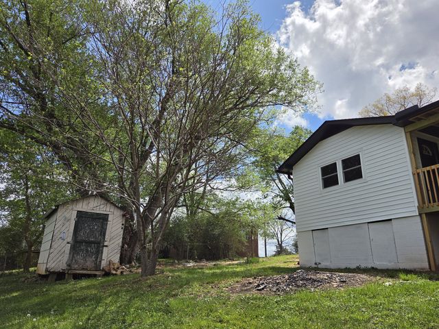 191 County House Rd, Sparta, TN 38583
