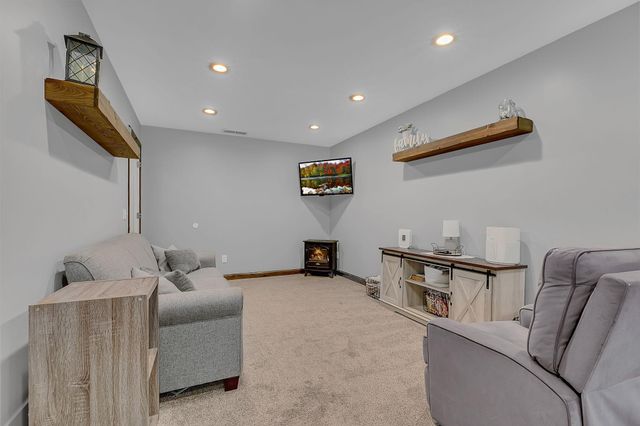 11754 35th Avenue SE, Becker, MN 55308