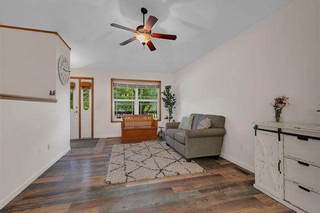 11754 35th Avenue SE, Becker, MN 55308