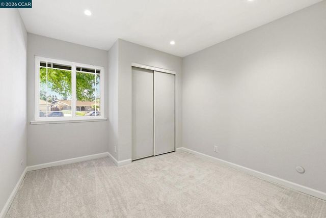 1924 Woodmoor Ct, Concord, CA 94518