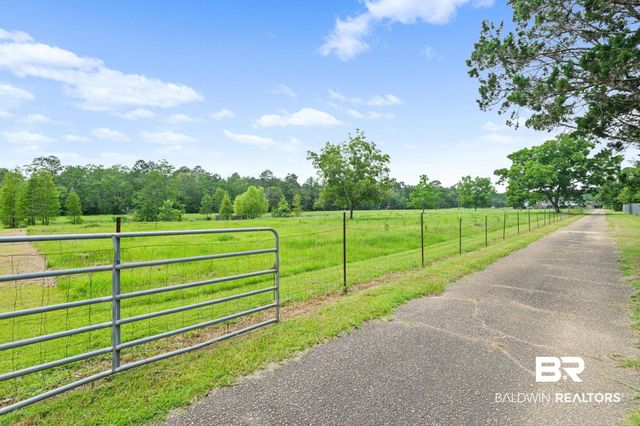 7540 Two Mile Road, Irvington, AL 36544