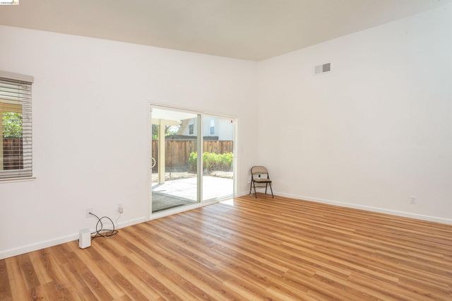 2802 Buttercup Ct, Antioch, CA 94531