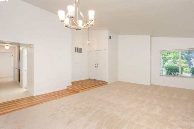 2802 Buttercup Ct, Antioch, CA 94531