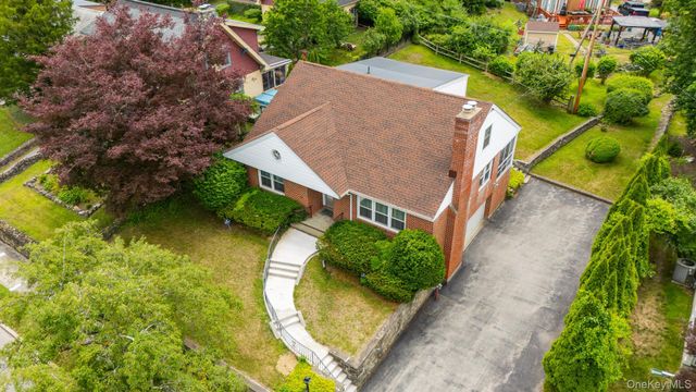 10 Degarmo Place, Poughkeepsie, NY 12601