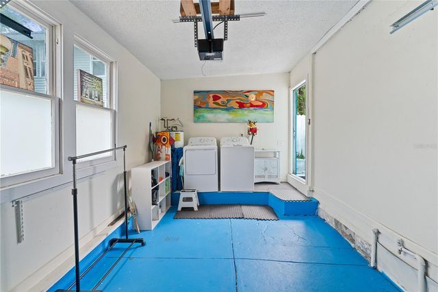 914 N 8TH STREET N 1, St Petersburg, FL 33701