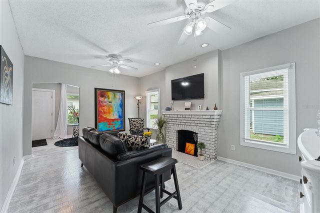 914 N 8TH STREET N 1, St Petersburg, FL 33701