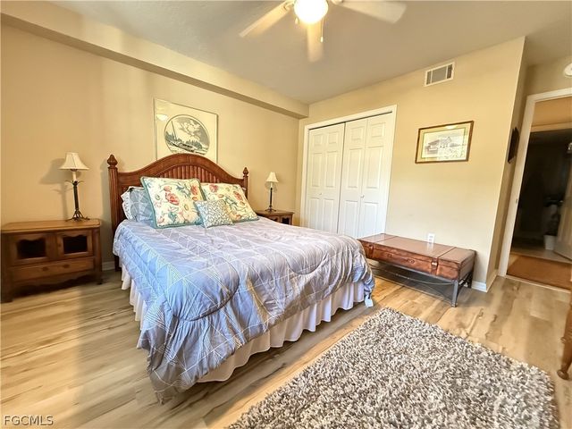 285 Naples Cove DR 1102, Naples, FL 34110