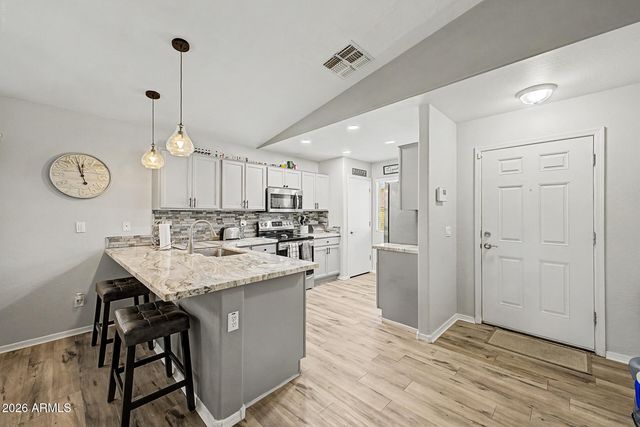 900 W BROADWAY Avenue 42, Apache Junction, AZ 85120
