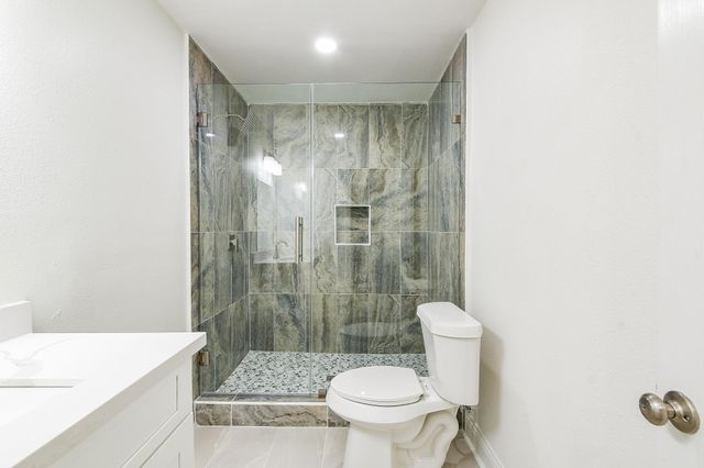 527 Fm 787 Road E, Cleveland, TX 77327