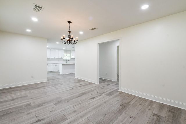 527 Fm 787 Road E, Cleveland, TX 77327