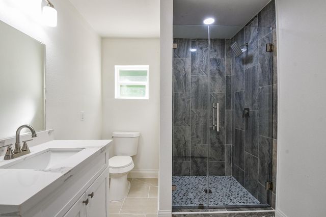 527 Fm 787 Road E, Cleveland, TX 77327
