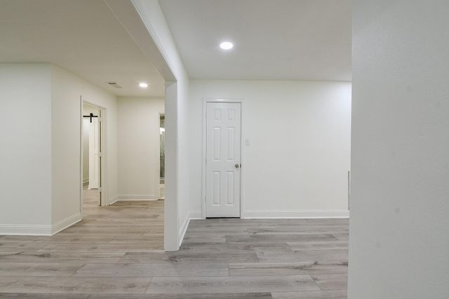 527 Fm 787 Road E, Cleveland, TX 77327