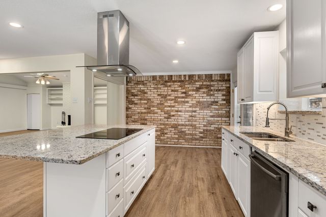 10521 Sandpiper Lane, Dallas, TX 75230