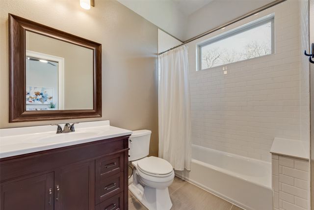 3801 Serendipity Hills Trail, Corinth, TX 76210