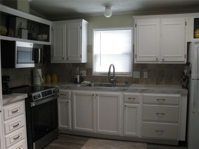 326 VICTORIA DRIVE, Haines City, FL 33844