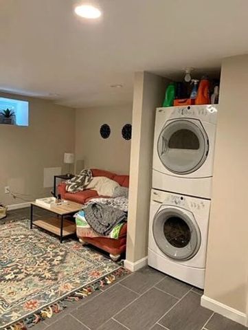 768 East 6th St. 1, Boston, MA 02127