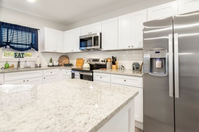 587 E Oak Trace, Jasper, GA 30143