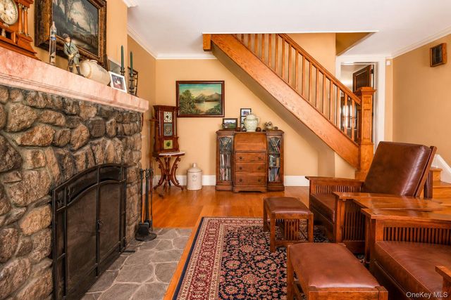 261 Cedar Cliff Road, Monroe, NY 10950
