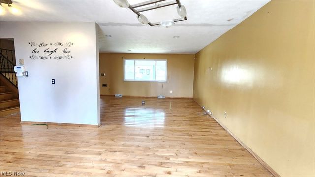 20051 Hillcrest Drive, Euclid, OH 44117