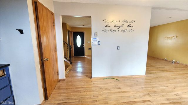 20051 Hillcrest Drive, Euclid, OH 44117