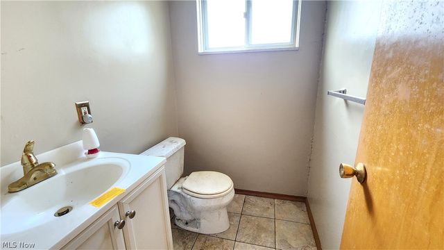 20051 Hillcrest Drive, Euclid, OH 44117