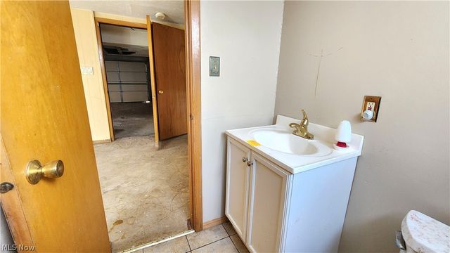 20051 Hillcrest Drive, Euclid, OH 44117