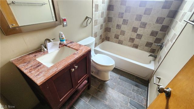 20051 Hillcrest Drive, Euclid, OH 44117