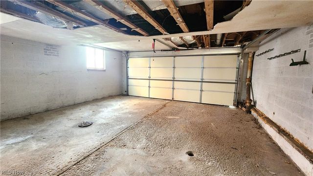 20051 Hillcrest Drive, Euclid, OH 44117